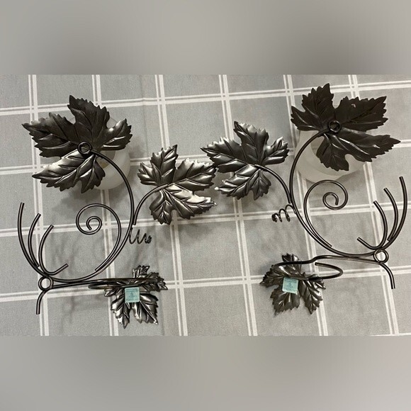 PartyLite Pair Grape Leaf Wall Sconces Candle Holder Frosted Glass Votives P7751 - Picture 8 of 9